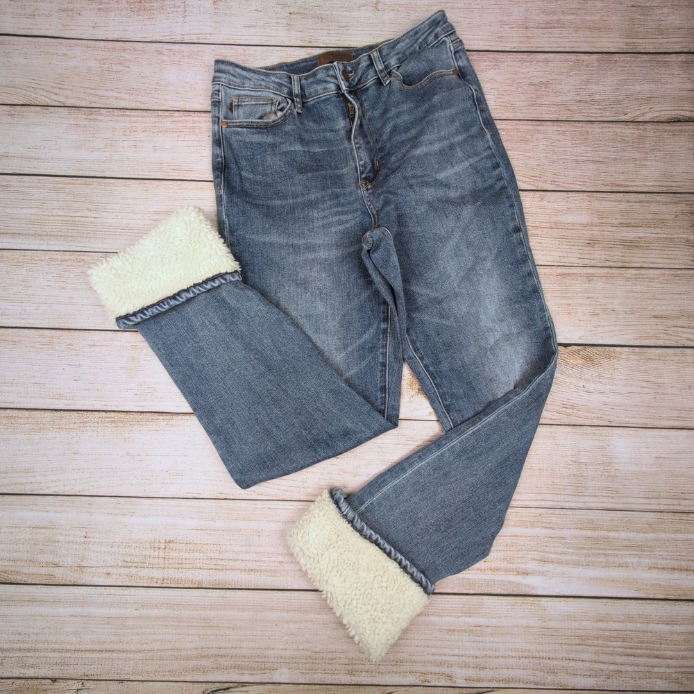 Judy‎ Blue Straight Fit Denim Jeans Women's Blue Sherpa Lined Cuffs Size 11 30